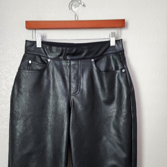 SPANX Leather-Like Straight Leg Pant in black size Small - Picture 10 of 10